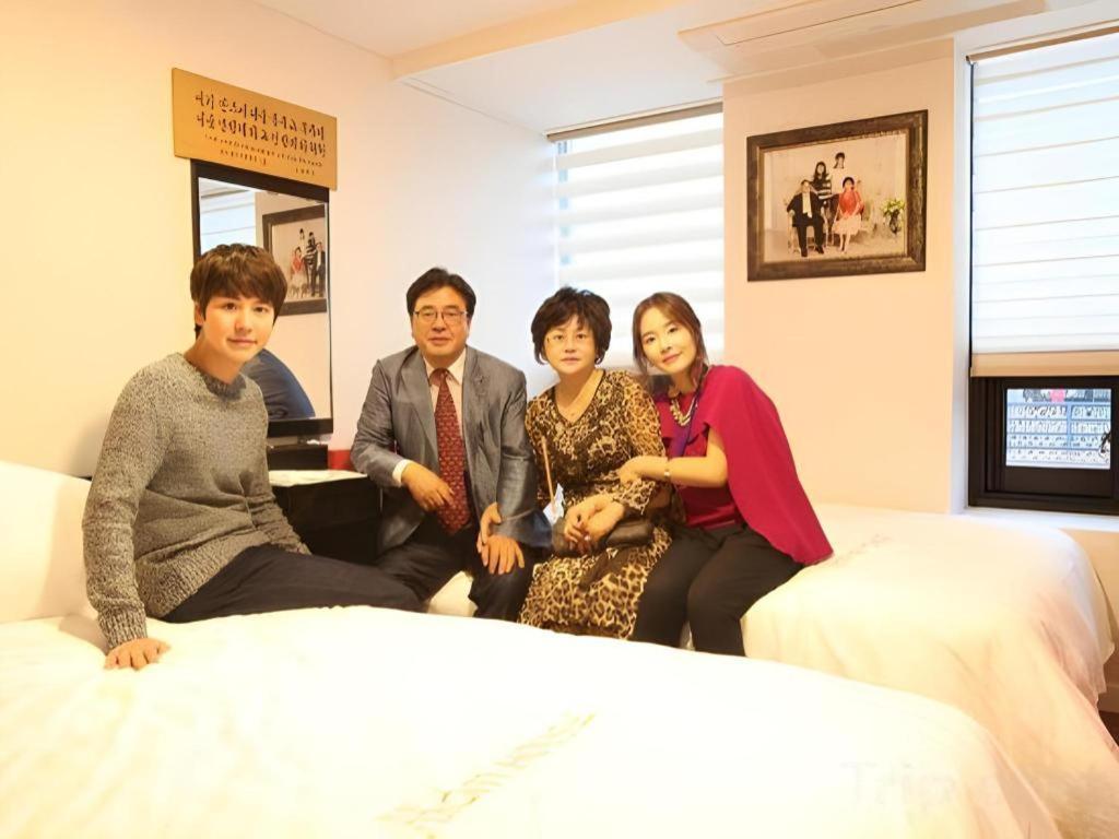 Myeongdong Mom House Otel Seul Dış mekan fotoğraf