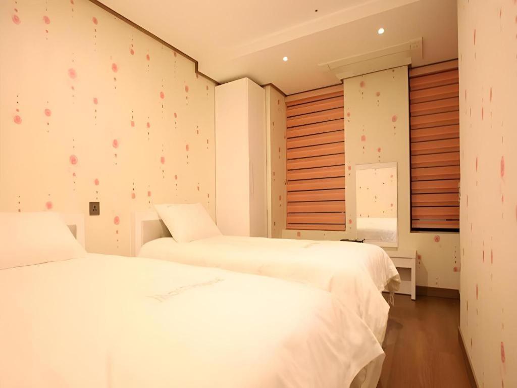 Myeongdong Mom House Otel Seul Dış mekan fotoğraf