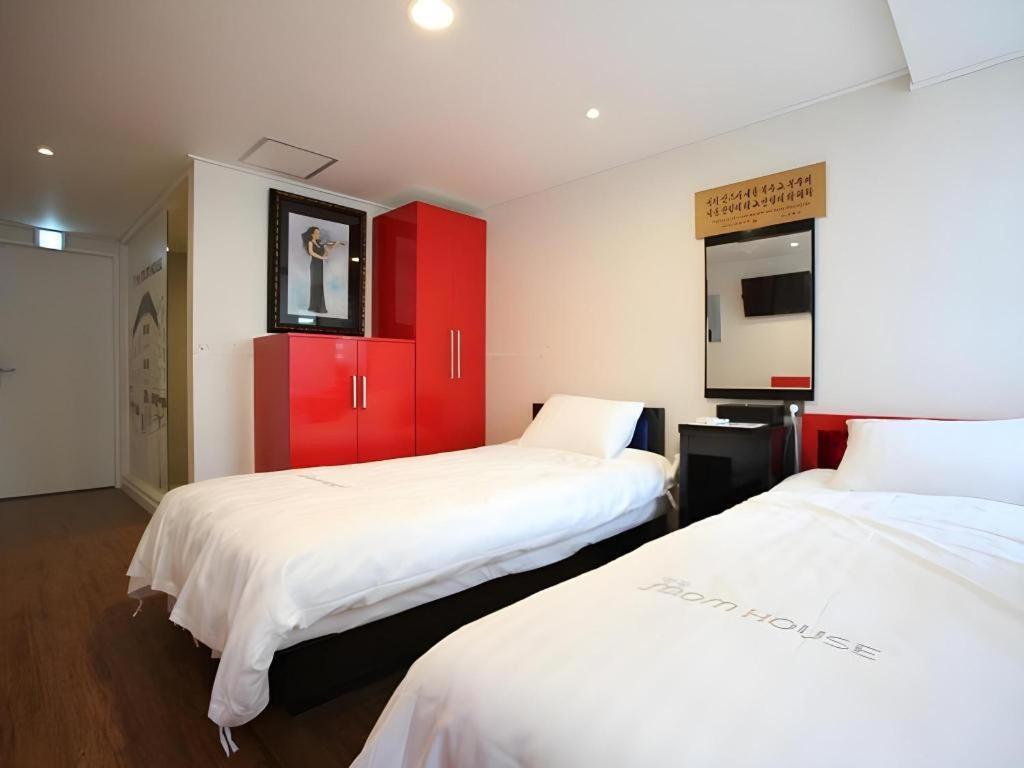 Myeongdong Mom House Otel Seul Dış mekan fotoğraf