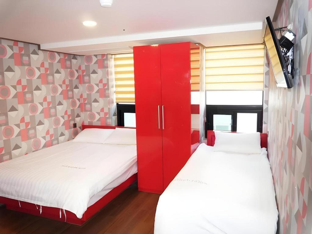Myeongdong Mom House Otel Seul Dış mekan fotoğraf